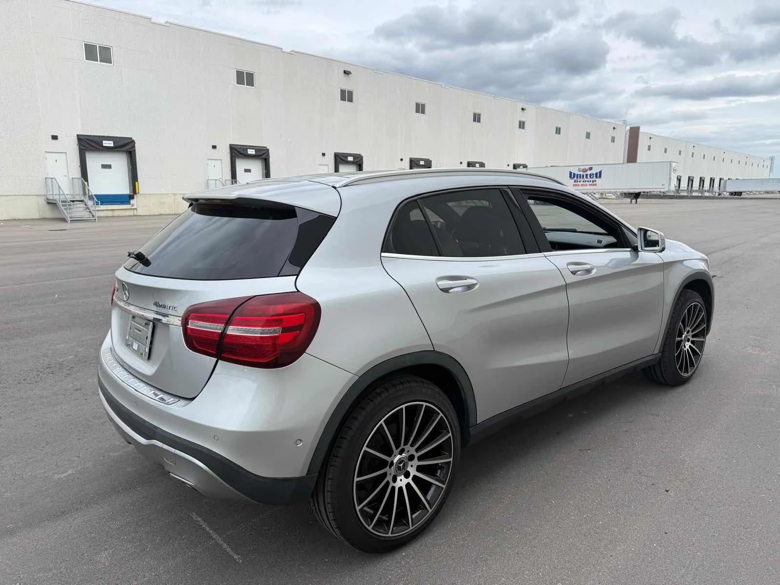 Mercedes-Benz GLA 250 * АВТОКРЕДИТ * ГЛАВНО ПРЕДСТАВИТЕЛСТВО, снимка 6 - Автомобили и джипове - 55960542
