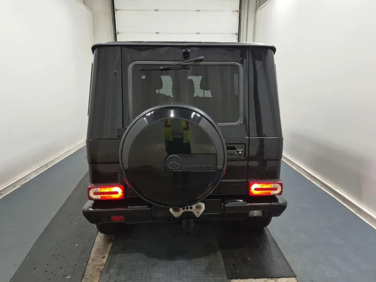Mercedes-Benz G 63 AMG | CARFAX | АВТОФИНАНСИРАНЕ, снимка 4 - Автомобили и джипове - 56171727