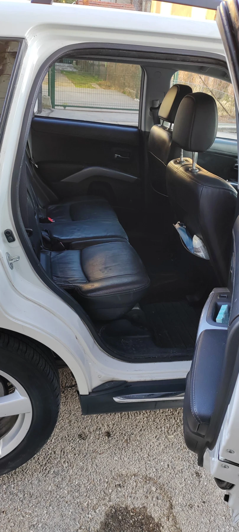 Mitsubishi Outlander 2.2 DiD автоматик, снимка 6 - Автомобили и джипове - 56181736