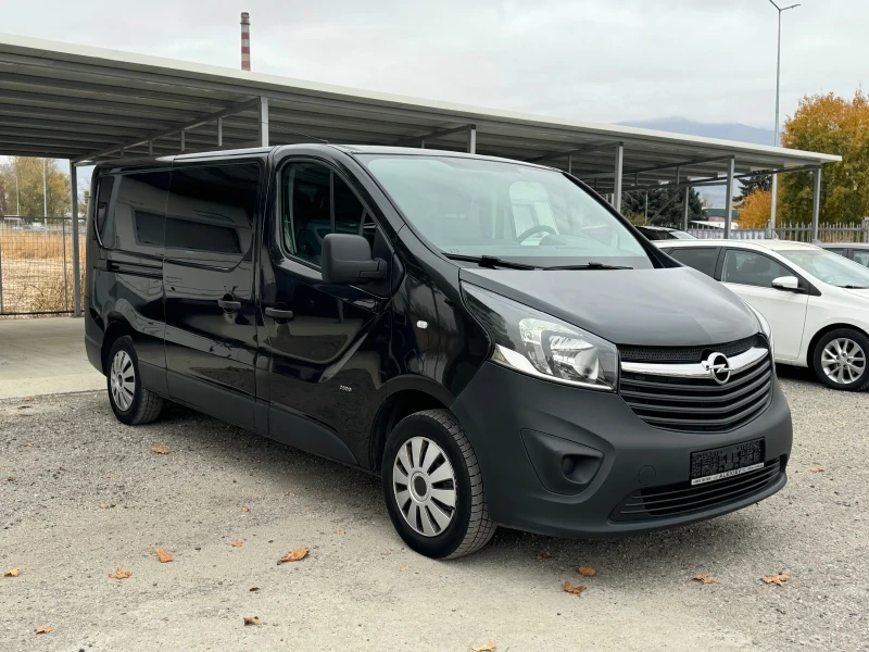 Opel Vivaro 1.6CDTI 116к.с Товаропътнически 5 места, снимка 1 - Бусове и автобуси - 47938959