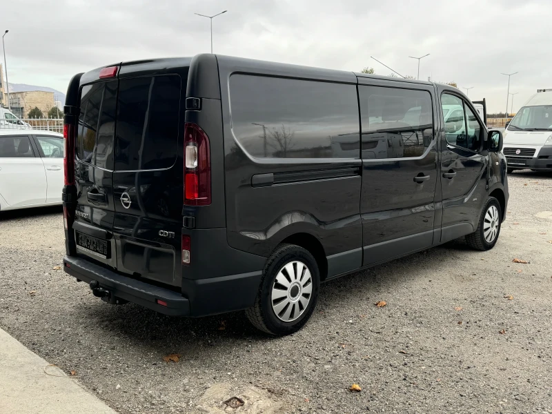 Opel Vivaro 1.6CDTI 116к.с Товаропътнически 5 места, снимка 4 - Бусове и автобуси - 47938959