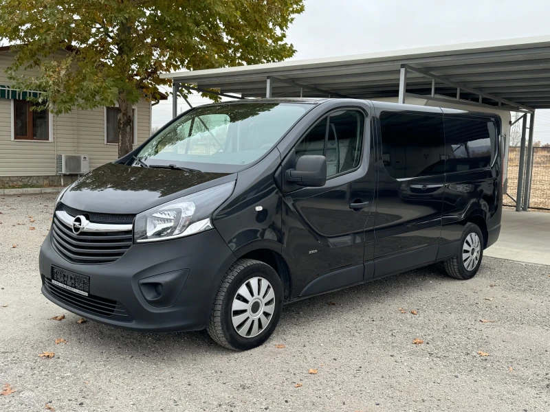 Opel Vivaro 1.6CDTI 116к.с Товаропътнически 5 места, снимка 3 - Бусове и автобуси - 47938959