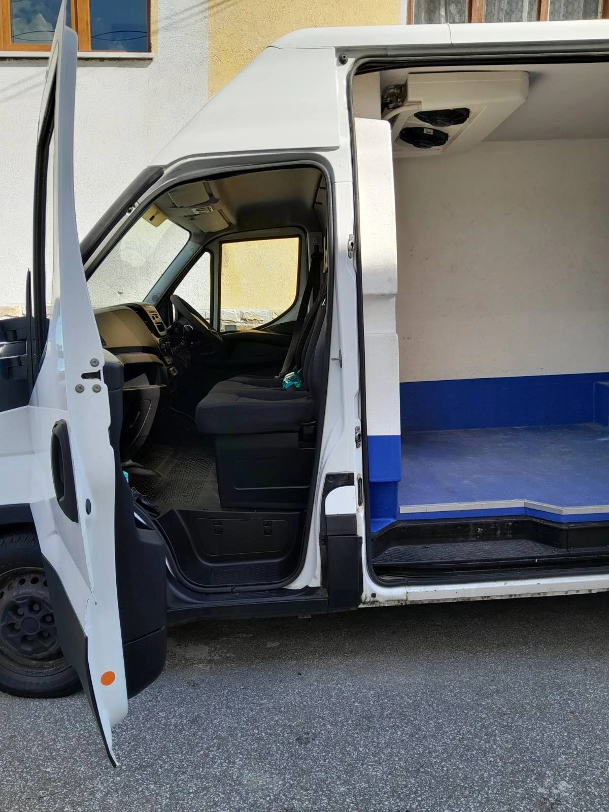 Iveco 35c13 ХЛАДИЛЕН - изображение 6