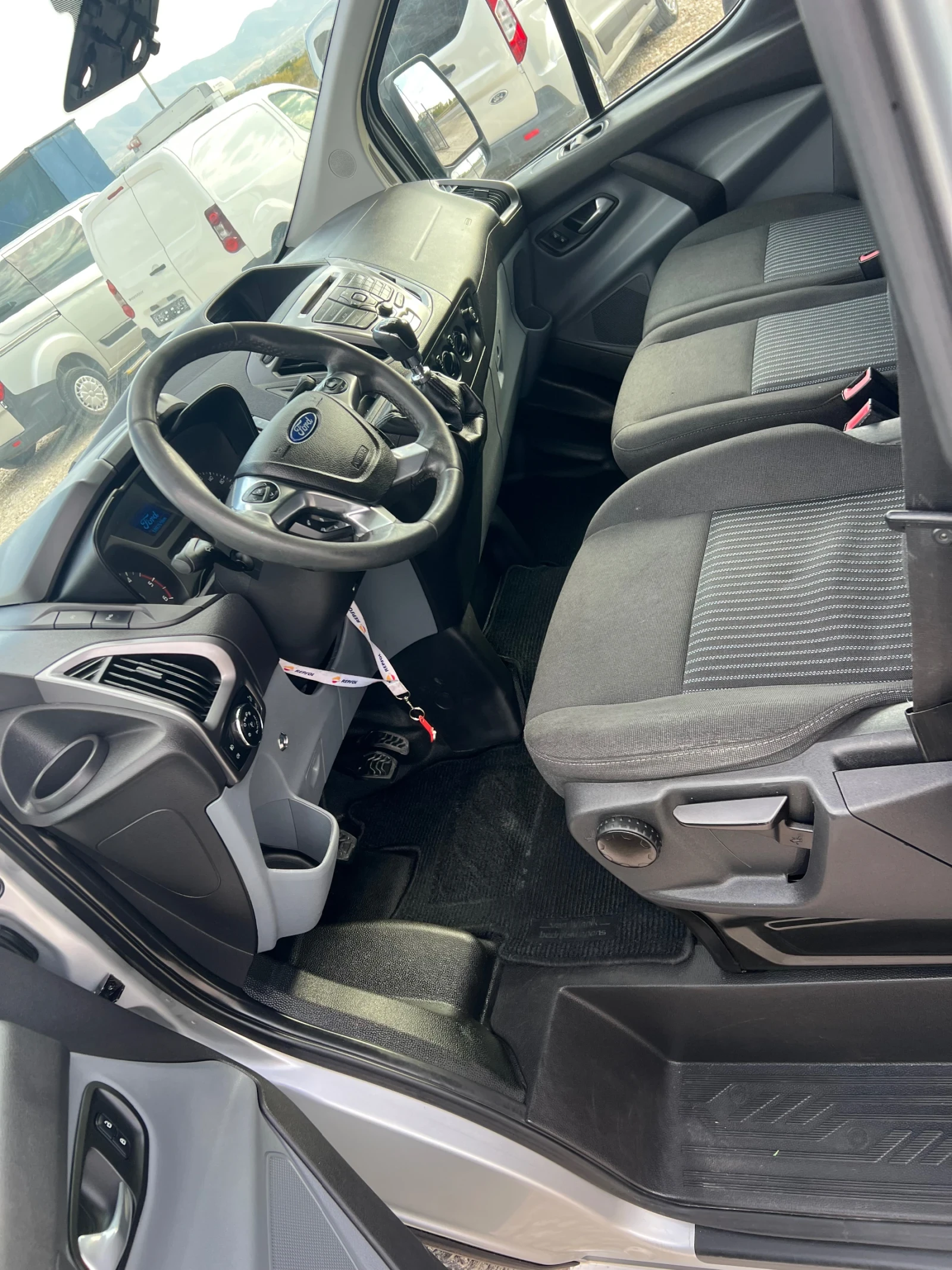 Ford Transit Custom 9 �����. | Mobile.bg � ����������� 17