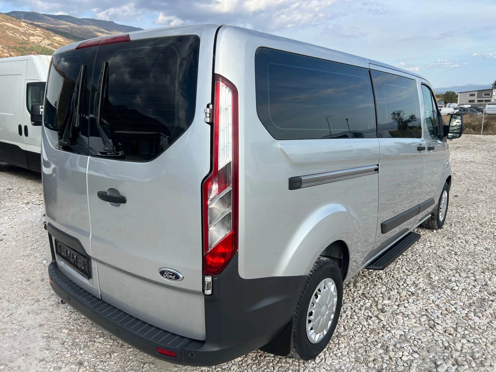 Ford Transit Custom 9 �����. | Mobile.bg � ����������� 8