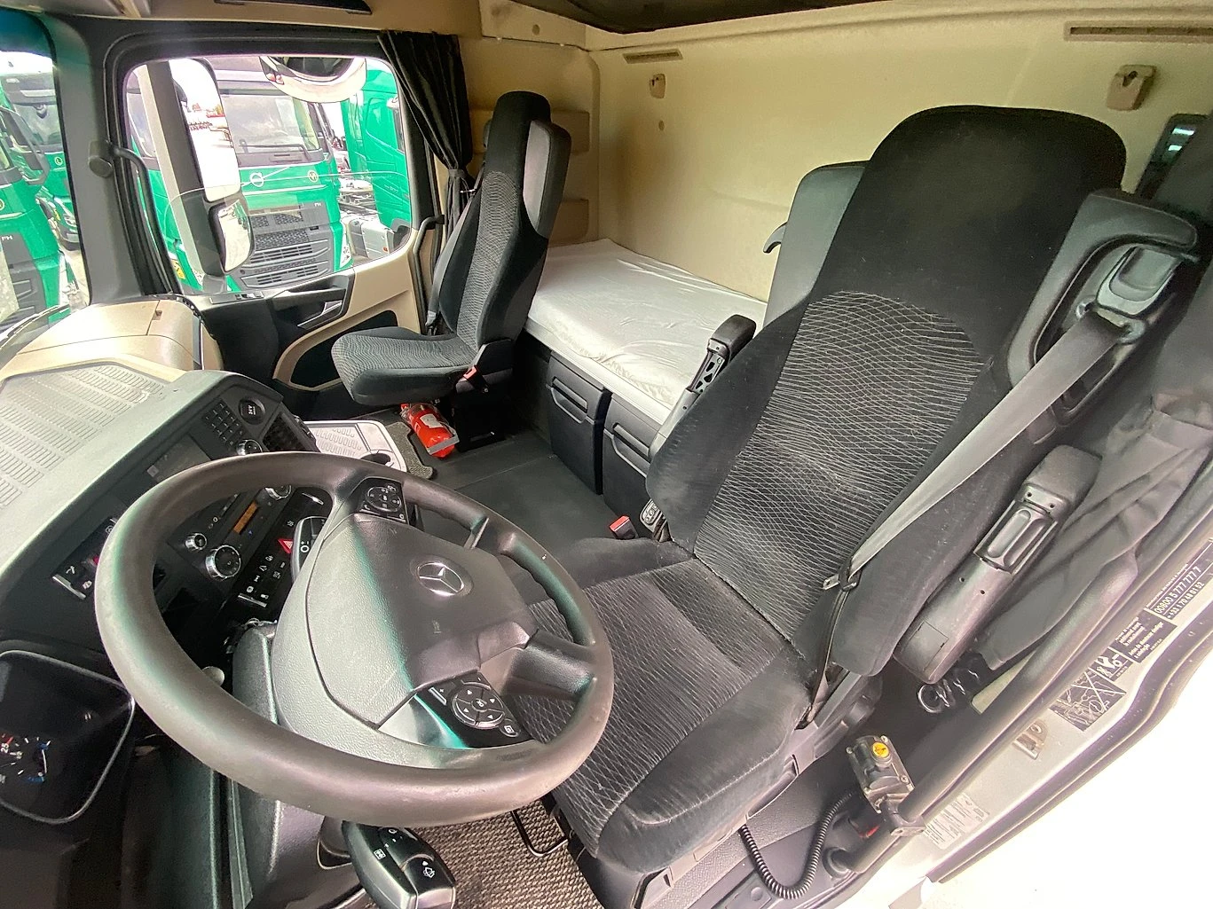 Mercedes-Benz 1843 Actros 1843 - изображение 10