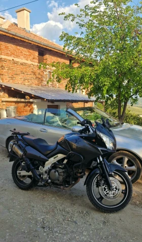 ������ Suzuki V-strom