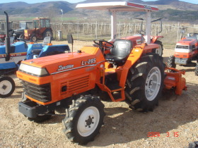 Трактор Kubota СКАЙТРАК, снимка 2 - Селскостопанска техника - 44146210