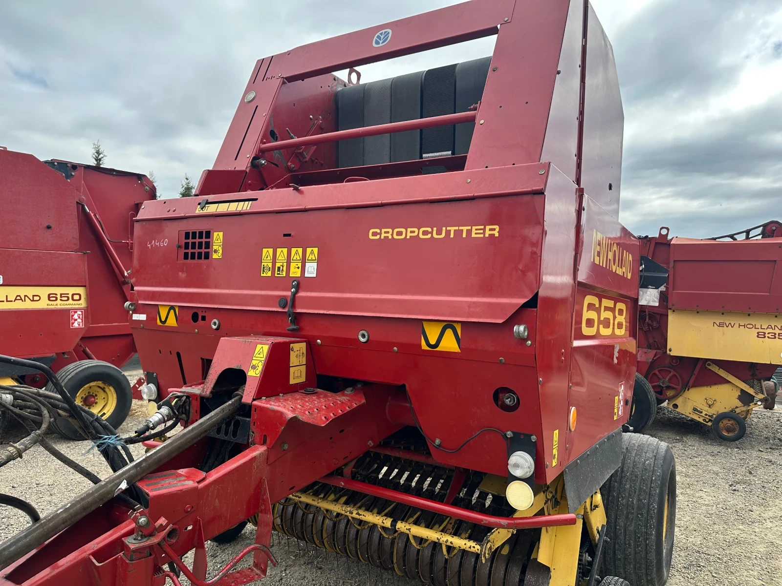 Балировачка New Holland 658 Cropcut, снимка 4 - Селскостопанска техника - 54528610