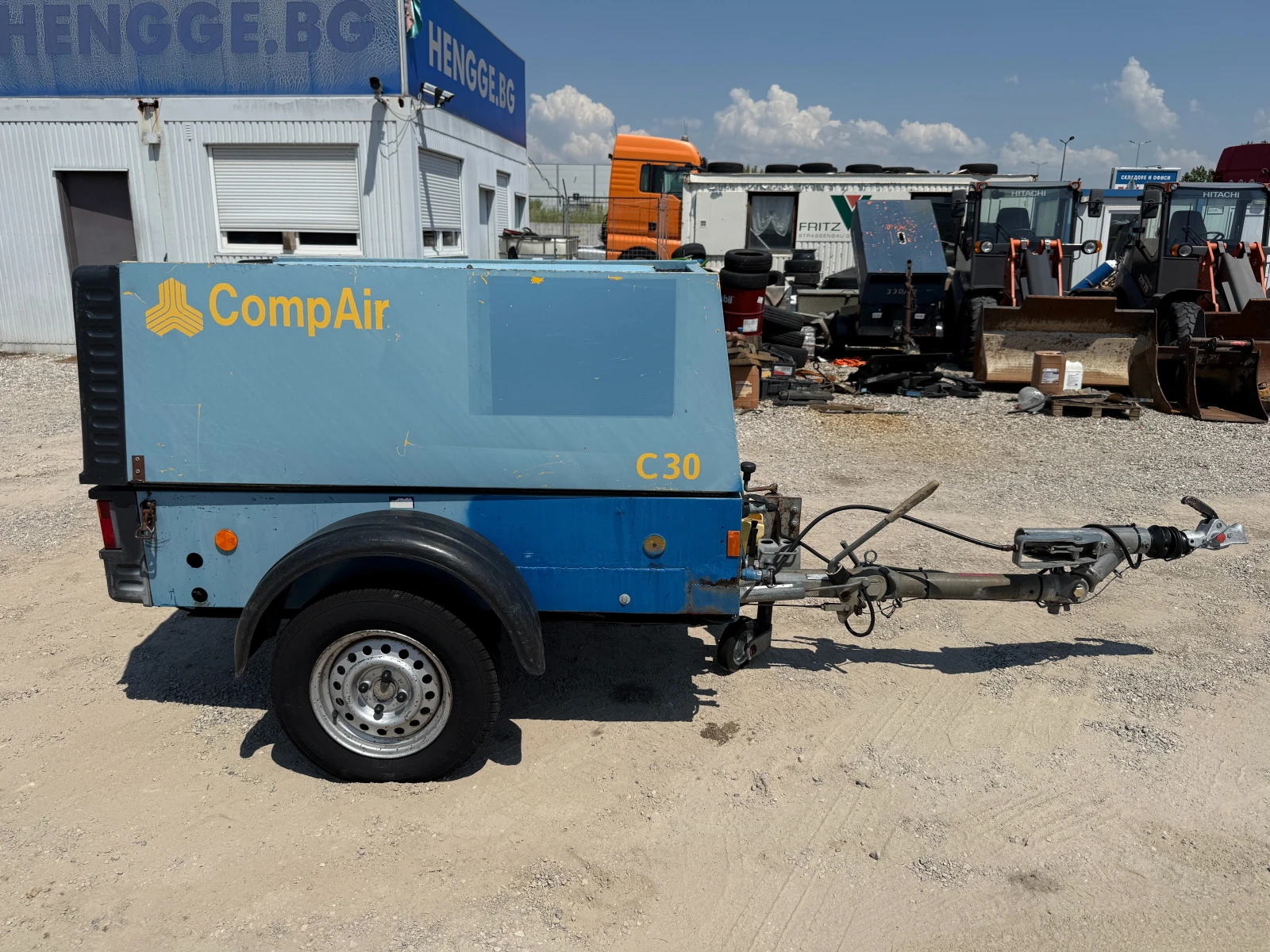 Компресори Друга COMPAIR DLT 0404