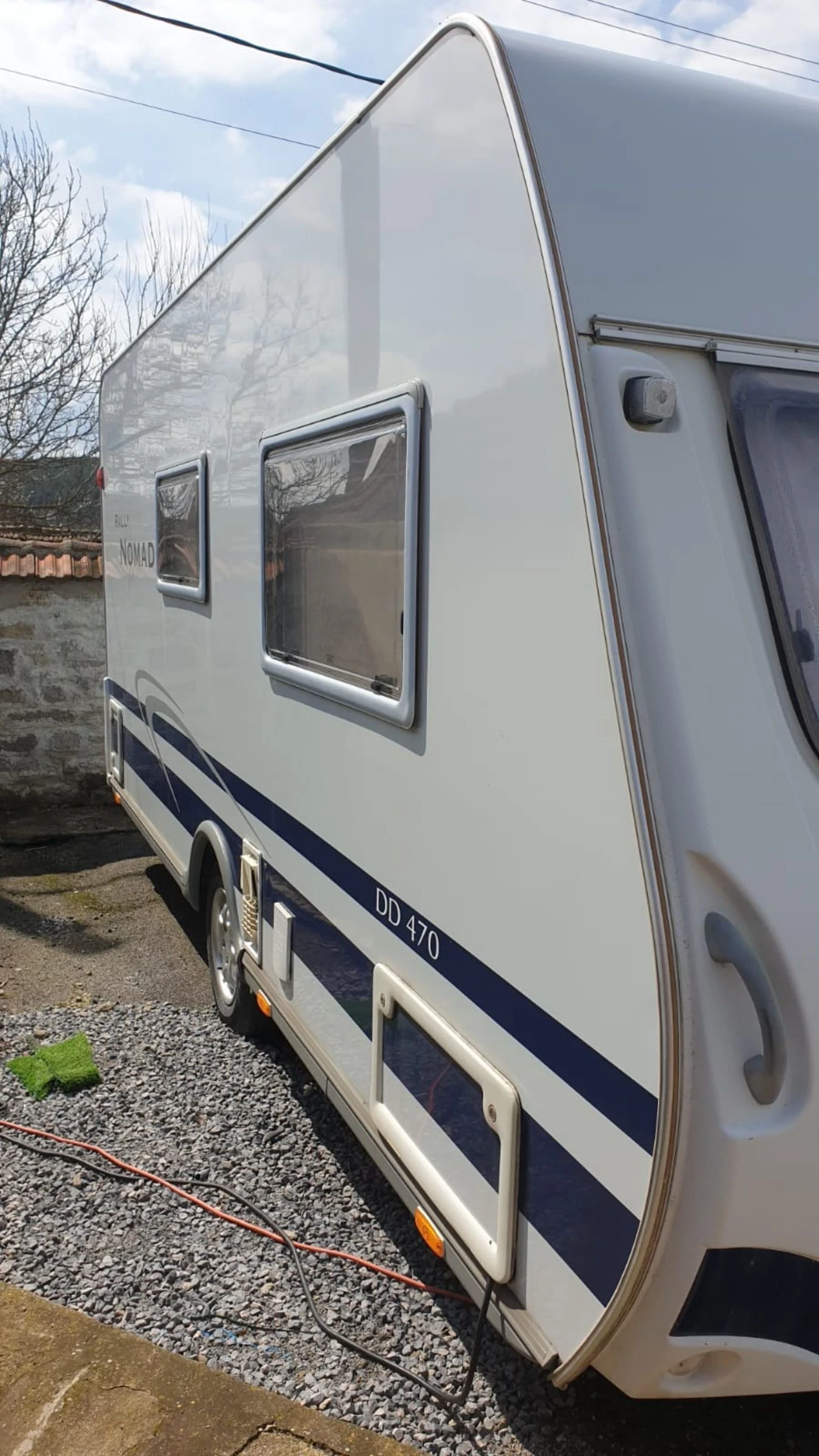 Каравана Dethleffs Rallynomad 470 DD, снимка 3 - Каравани и кемпери - 54062661