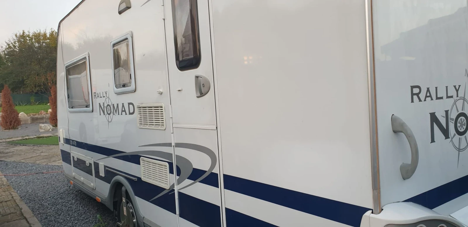 Каравана Dethleffs Rallynomad 470 DD, снимка 7 - Каравани и кемпери - 54062661