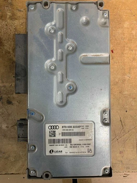Усилвател AUDI A4 A5 Q5 2G Bang Olufsen 8T0035223AP