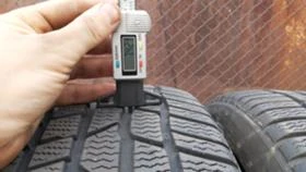 Гуми Зимни 215/45R17, снимка 5
