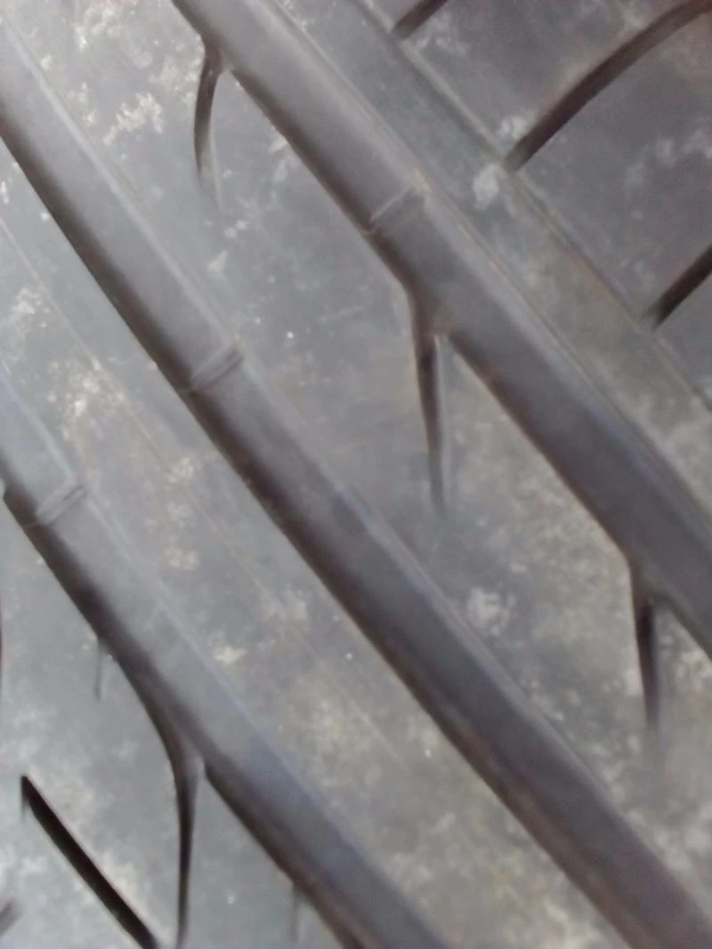 Гуми Летни 275/40R19, снимка 11 - Гуми и джанти - 18857936