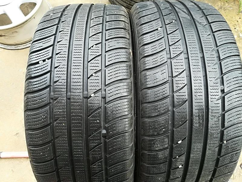 Гуми Летни 225/45R17, снимка 1 - Гуми и джанти - 24204938