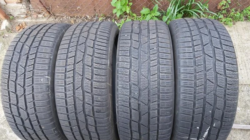 Гуми Зимни 215/45R17, снимка 2 - Гуми и джанти - 27400678