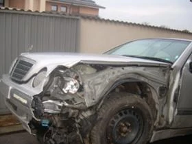 Mercedes-Benz E 320 320cdi, снимка 2