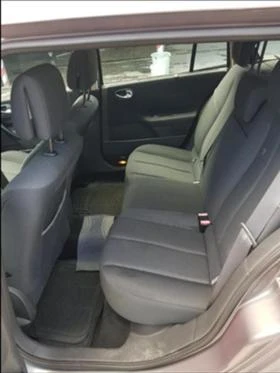 Renault Megane 1.9dci 6 скорости, снимка 6