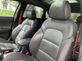 Hyundai Elantra GT N-line Ultimate* Обдух* Carplay* Пано, снимка 13