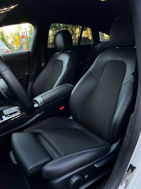 Mercedes-Benz CLA 200 2024 ГАРАНЦИОНЕН MULTIBEAM* AMBIENT* DISTR* LANE* , снимка 11