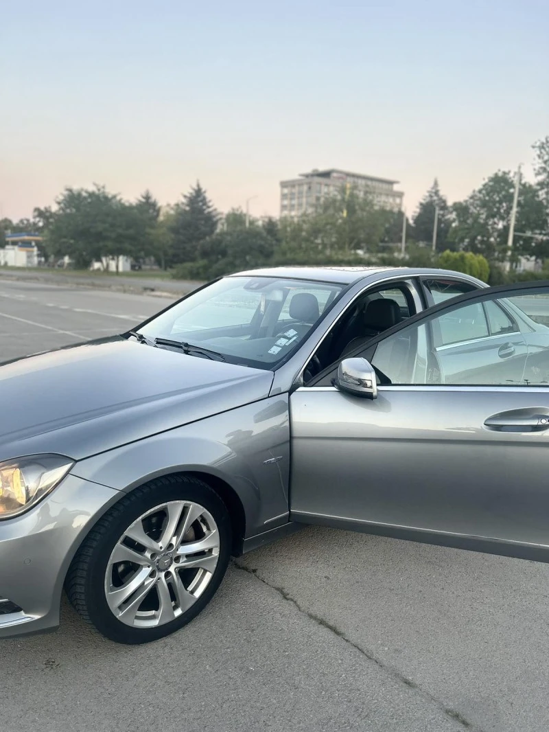 Mercedes-Benz C 200, снимка 3 - Автомобили и джипове - 48074414