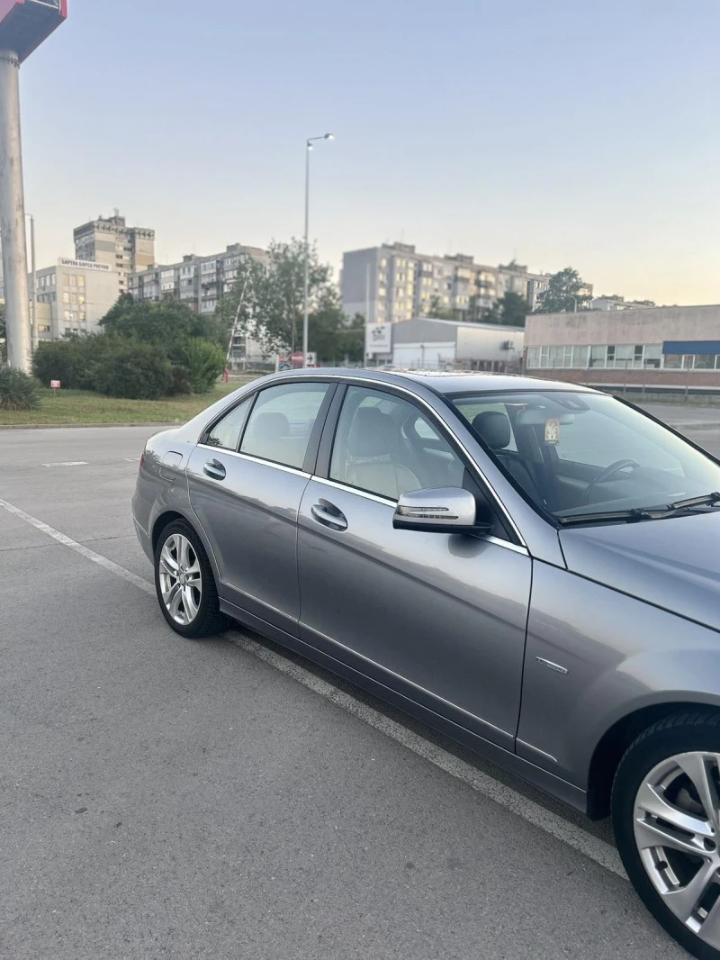 Mercedes-Benz C 200, снимка 6 - Автомобили и джипове - 48074414