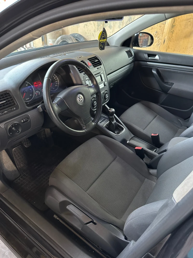 VW Golf, снимка 5 - Автомобили и джипове - 47985050