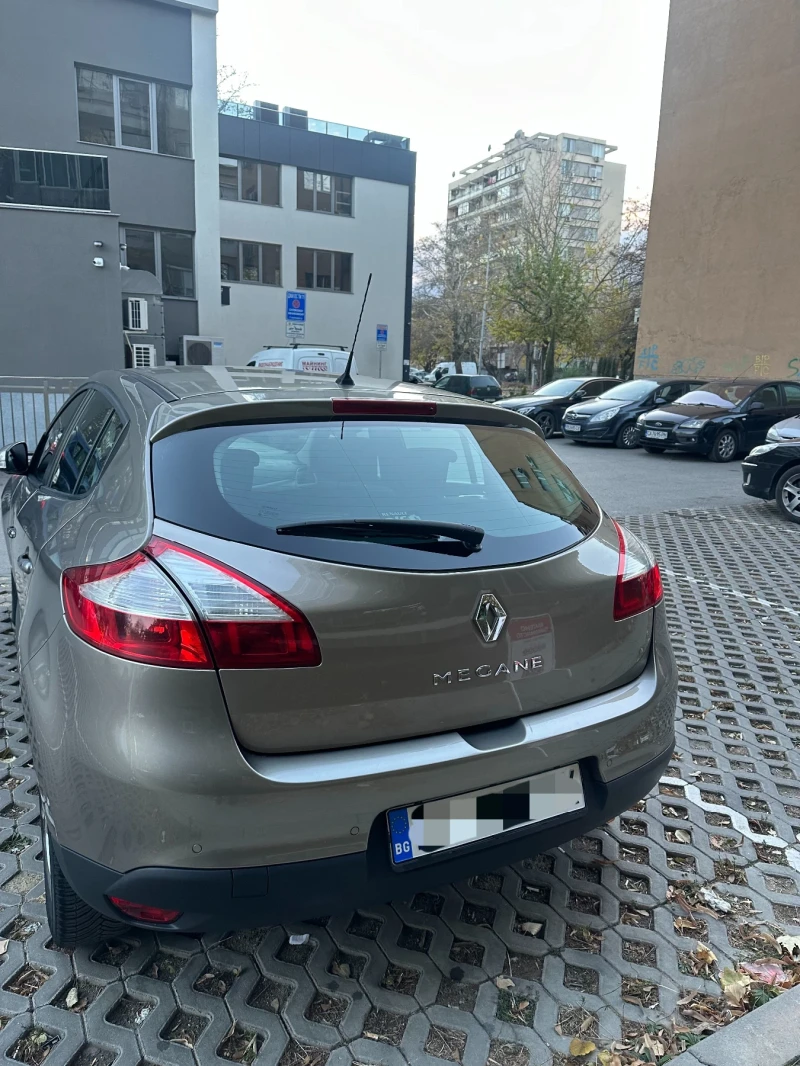 Renault Megane Hatch Expression GT Style, снимка 4 - Автомобили и джипове - 48102230