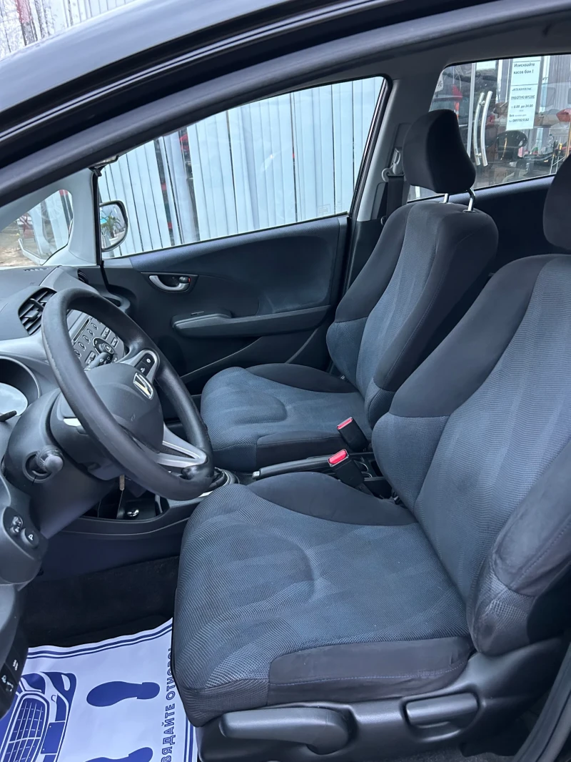 Honda Jazz 1.4, снимка 8 - Автомобили и джипове - 48228227