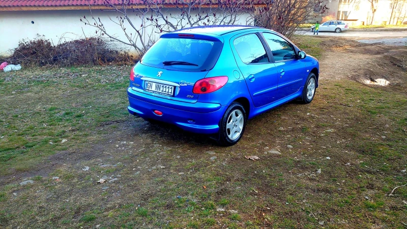 Peugeot 206 1.4HDI, снимка 6 - Автомобили и джипове - 49364449