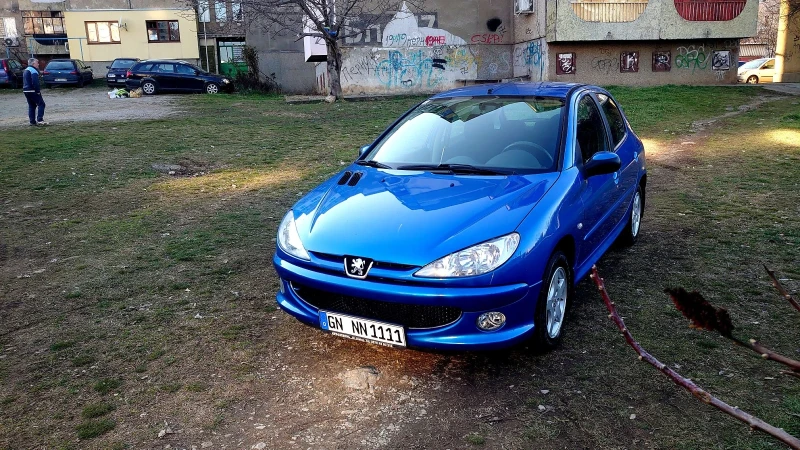 Peugeot 206 1.4HDI, снимка 3 - Автомобили и джипове - 49364449