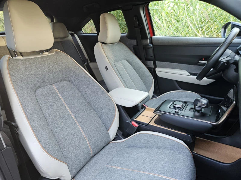 Mazda MX-30 НОВА, ГАРАНЦИЯ, снимка 10 - Автомобили и джипове - 51503721