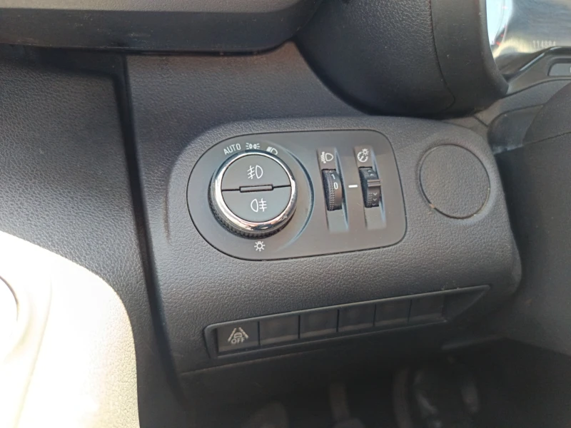 Opel Combo Combo Van Enjoy, снимка 9 - Автомобили и джипове - 51028906