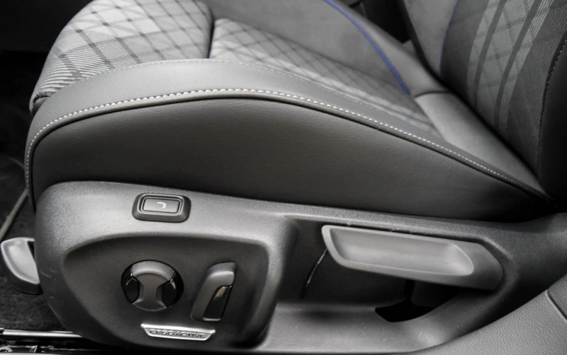 VW Passat 2.0TSI 4MOTION R-LINE HEADUP BLACKSTYLE MATRIX CAM, снимка 5 - Автомобили и джипове - 51508840