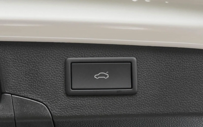 VW Passat 2.0TSI 4MOTION R-LINE HEADUP BLACKSTYLE MATRIX CAM, снимка 15 - Автомобили и джипове - 51508840