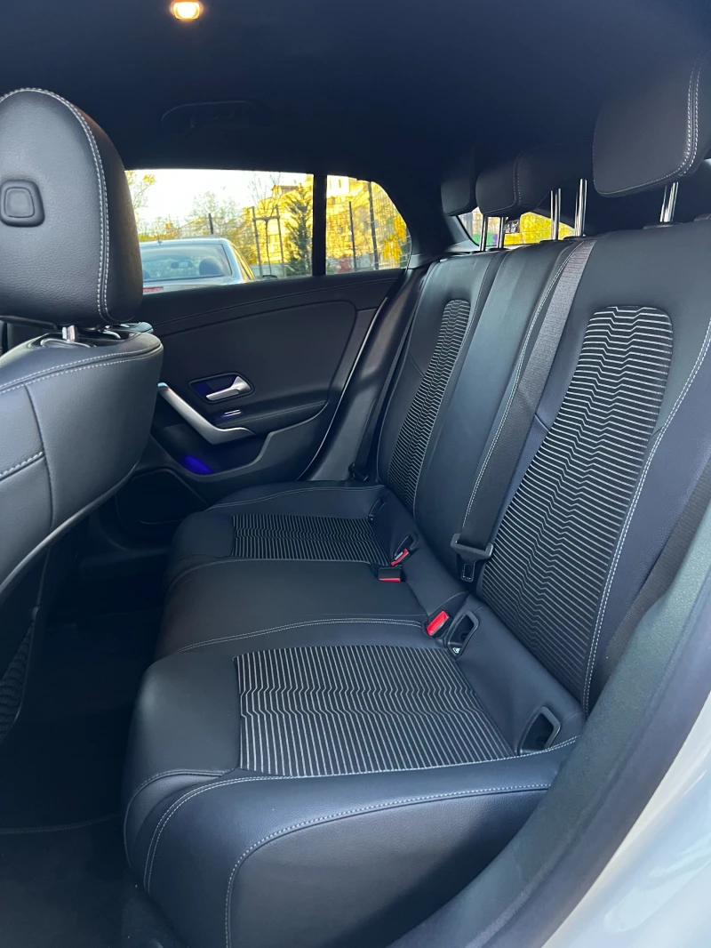 Mercedes-Benz CLA 200 2024 ГАРАНЦИОНЕН MULTIBEAM* AMBIENT* DISTR* LANE* , снимка 13 - Автомобили и джипове - 52737472