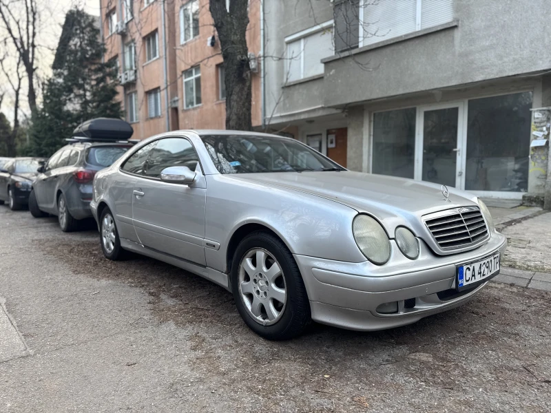 Mercedes-Benz CLK, снимка 2 - Автомобили и джипове - 52773573