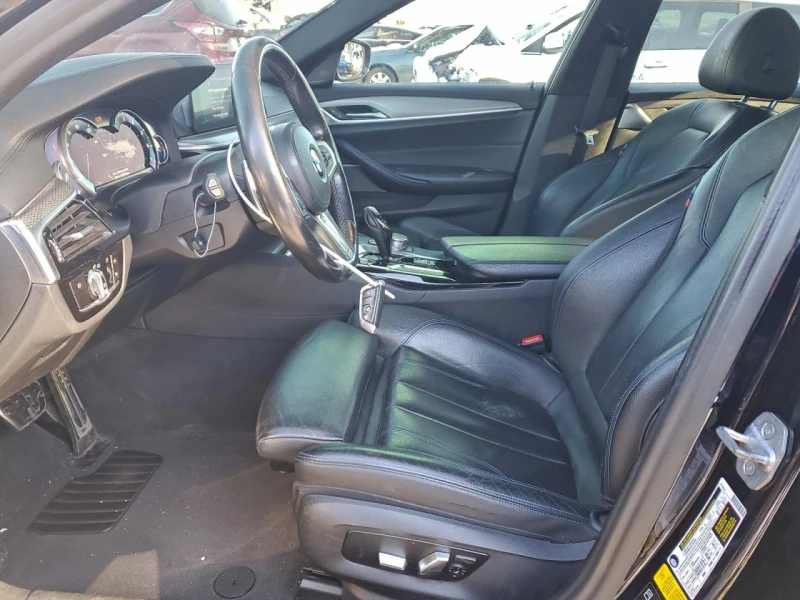 BMW 540 M* SPORT* XDRIVE* ДИГИТАЛНО* ТАБЛО* МАСАЖ* 360КАМЕ, снимка 9 - Автомобили и джипове - 53245003