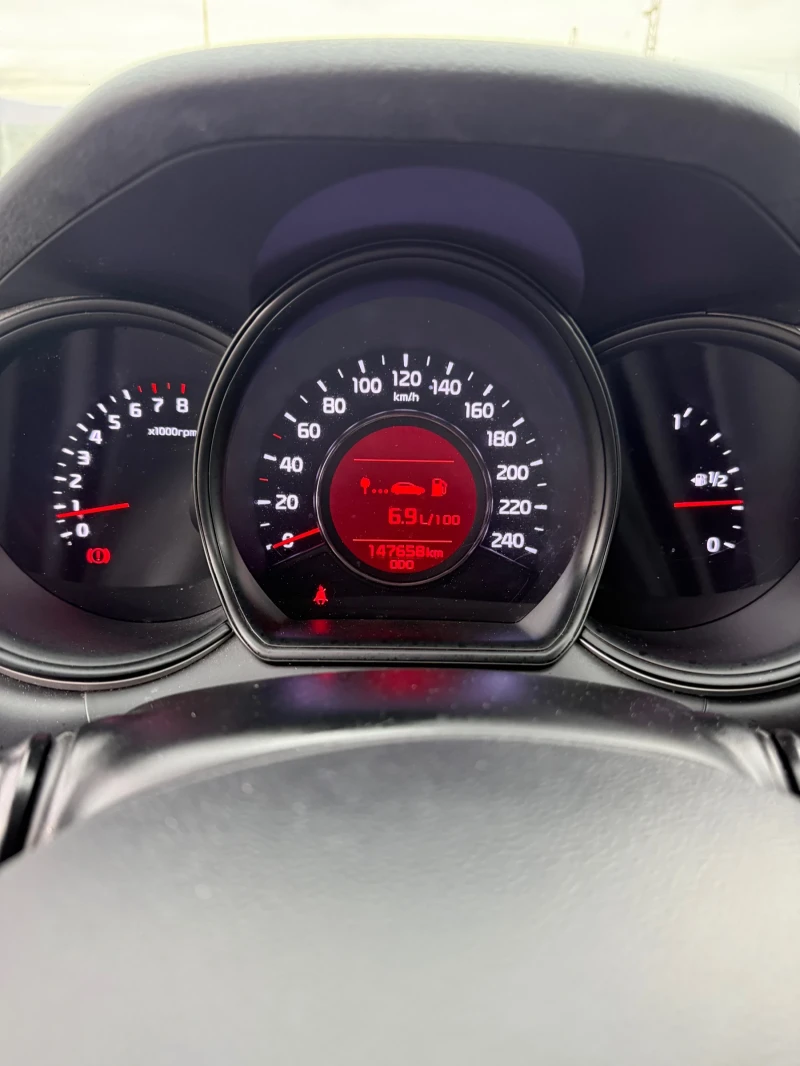 Kia Ceed 1.4 CVVT Facelift, снимка 14 - Автомобили и джипове - 53247777