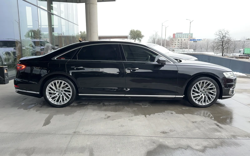 Audi A8 L 55 TFSI quattro, снимка 3 - Автомобили и джипове - 53425122