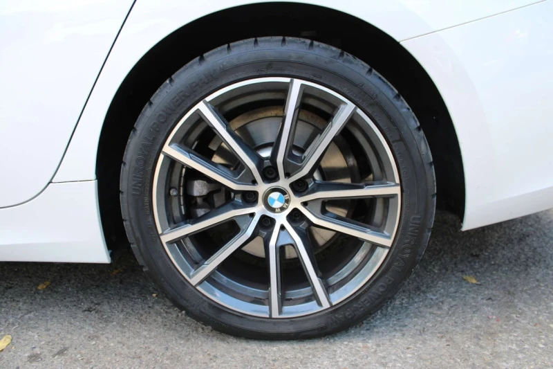 BMW 330 * 330xe * CARFAX * ЦЕНА ДО БГ, снимка 10 - Автомобили и джипове - 53432155