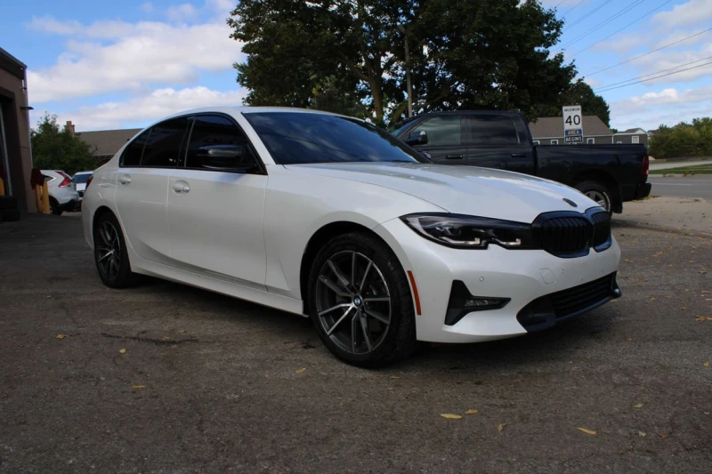 BMW 330 * 330xe * CARFAX * ЦЕНА ДО БГ, снимка 3 - Автомобили и джипове - 53432155