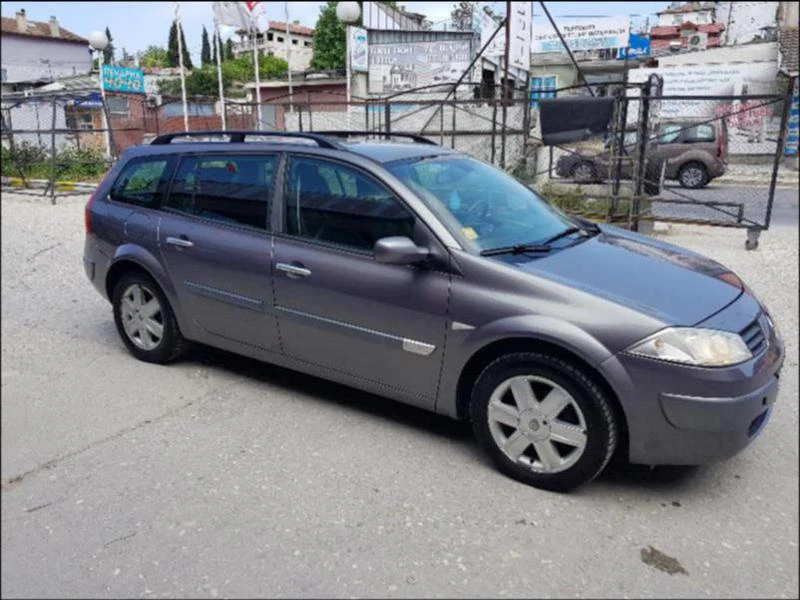 Renault Megane 1.9dci 6 скорости, снимка 1 - Автомобили и джипове - 21518469