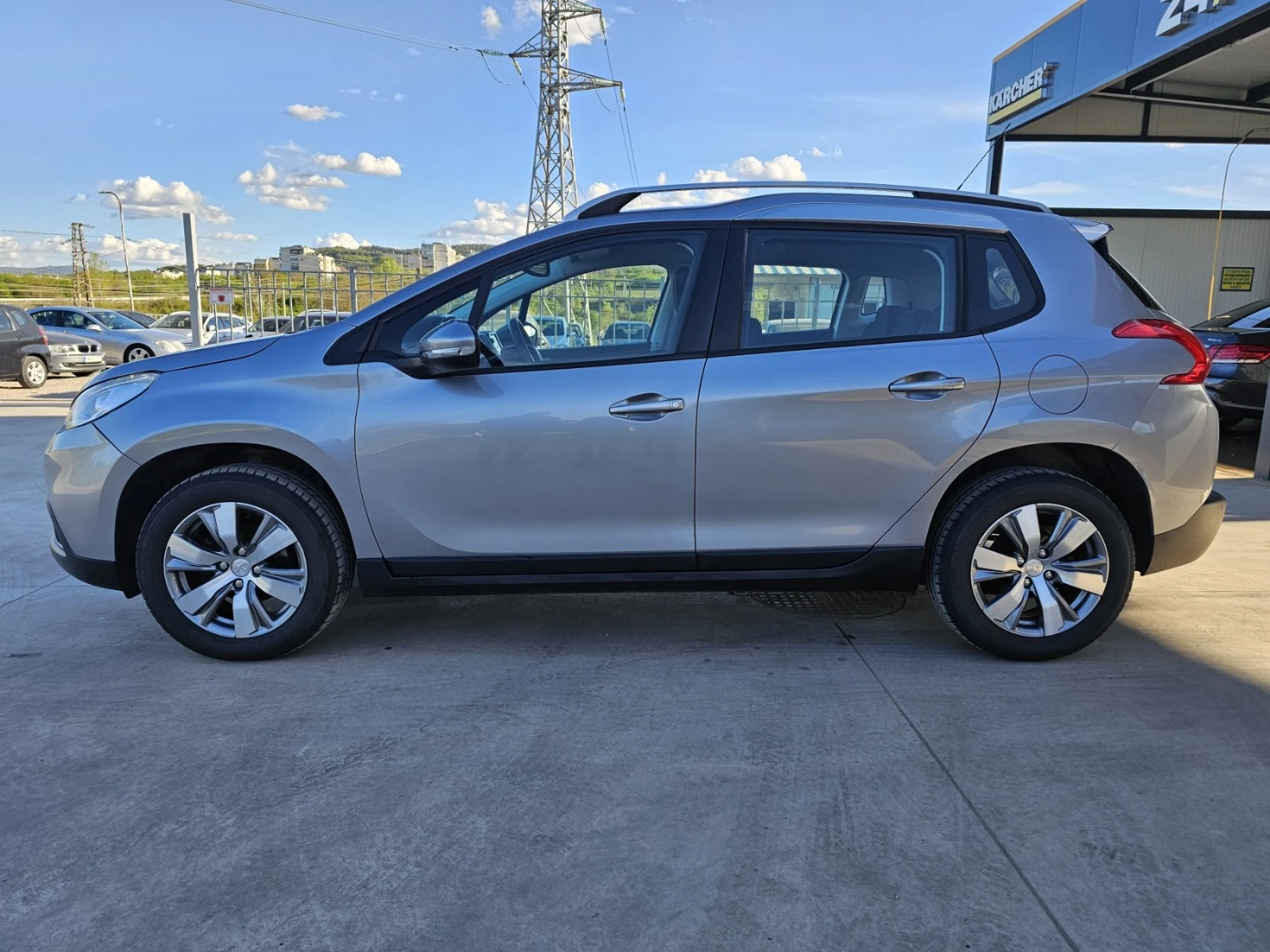 Peugeot 2008 1.2i - изображение 3