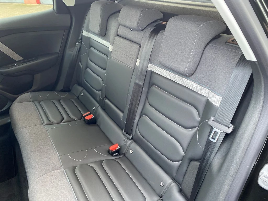 Citroen C4 !e/156HP/MAX/CAM/NAVI/KLESS/CARPLAY/HUD/756b | Mobile.bg   13