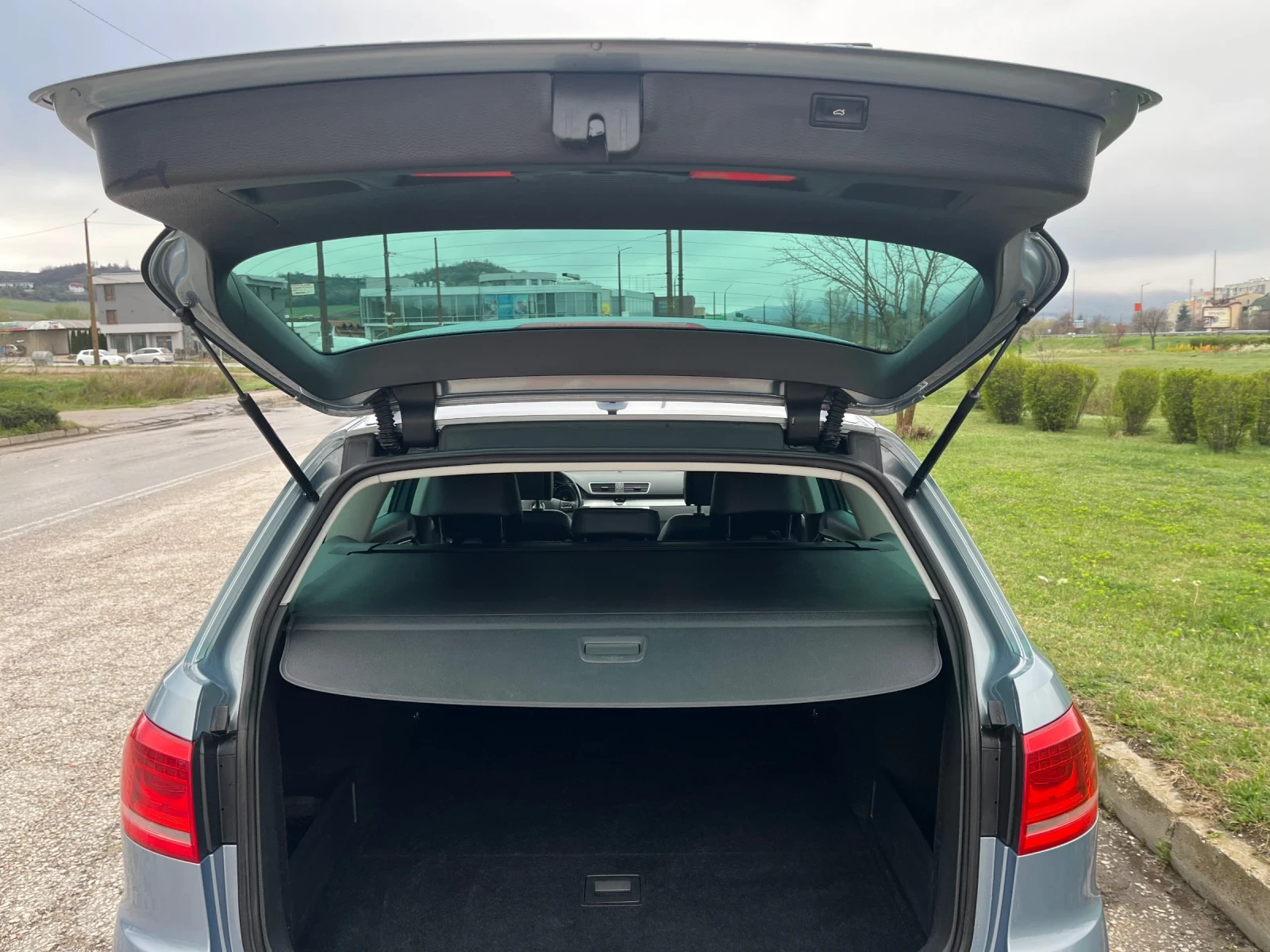 VW Alltrack 2.0Turbo 4x4 DSG Top - изображение 10
