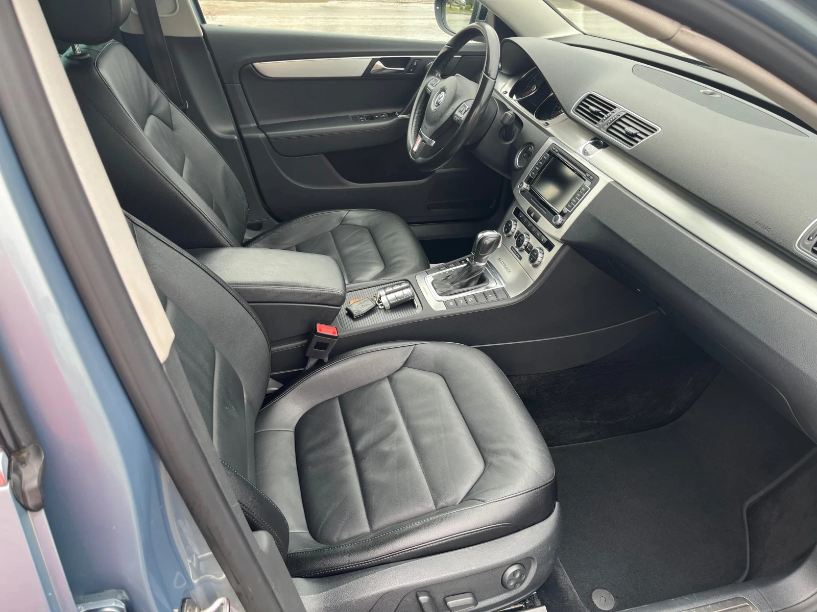 VW Alltrack 2.0Turbo 4x4 DSG Top - изображение 8