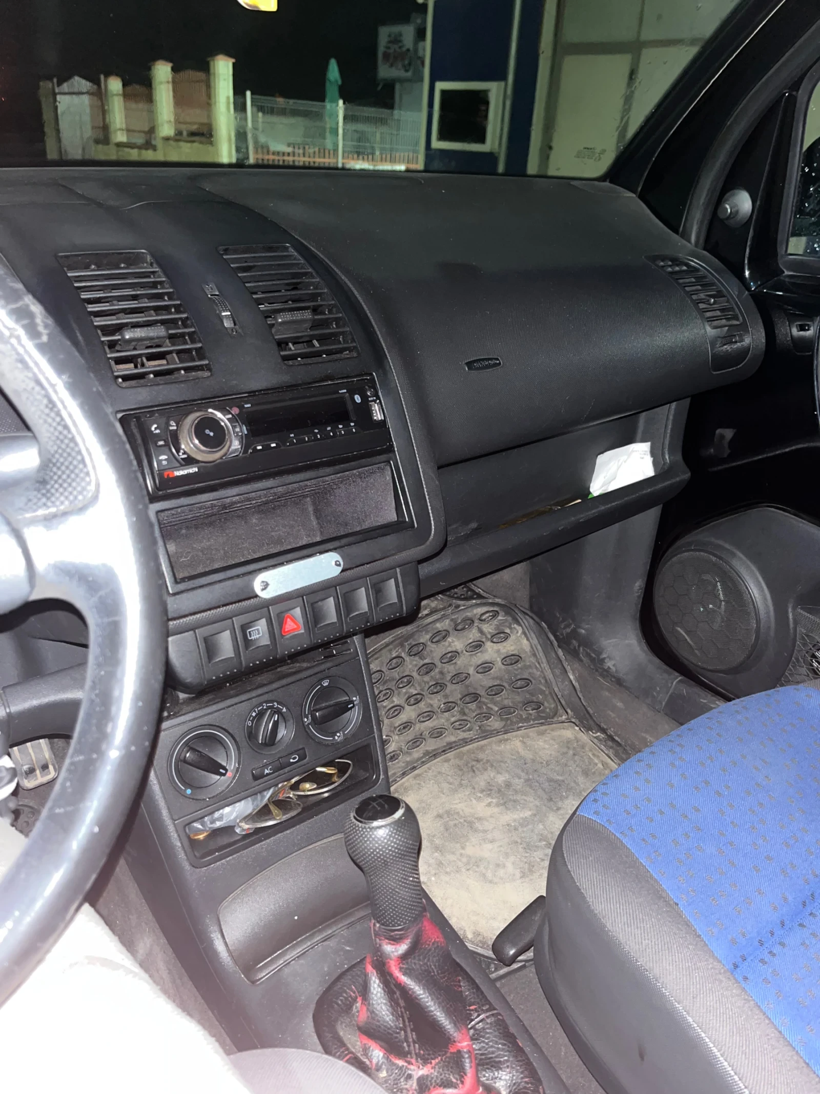 VW Lupo 1, 4 16V - изображение 8