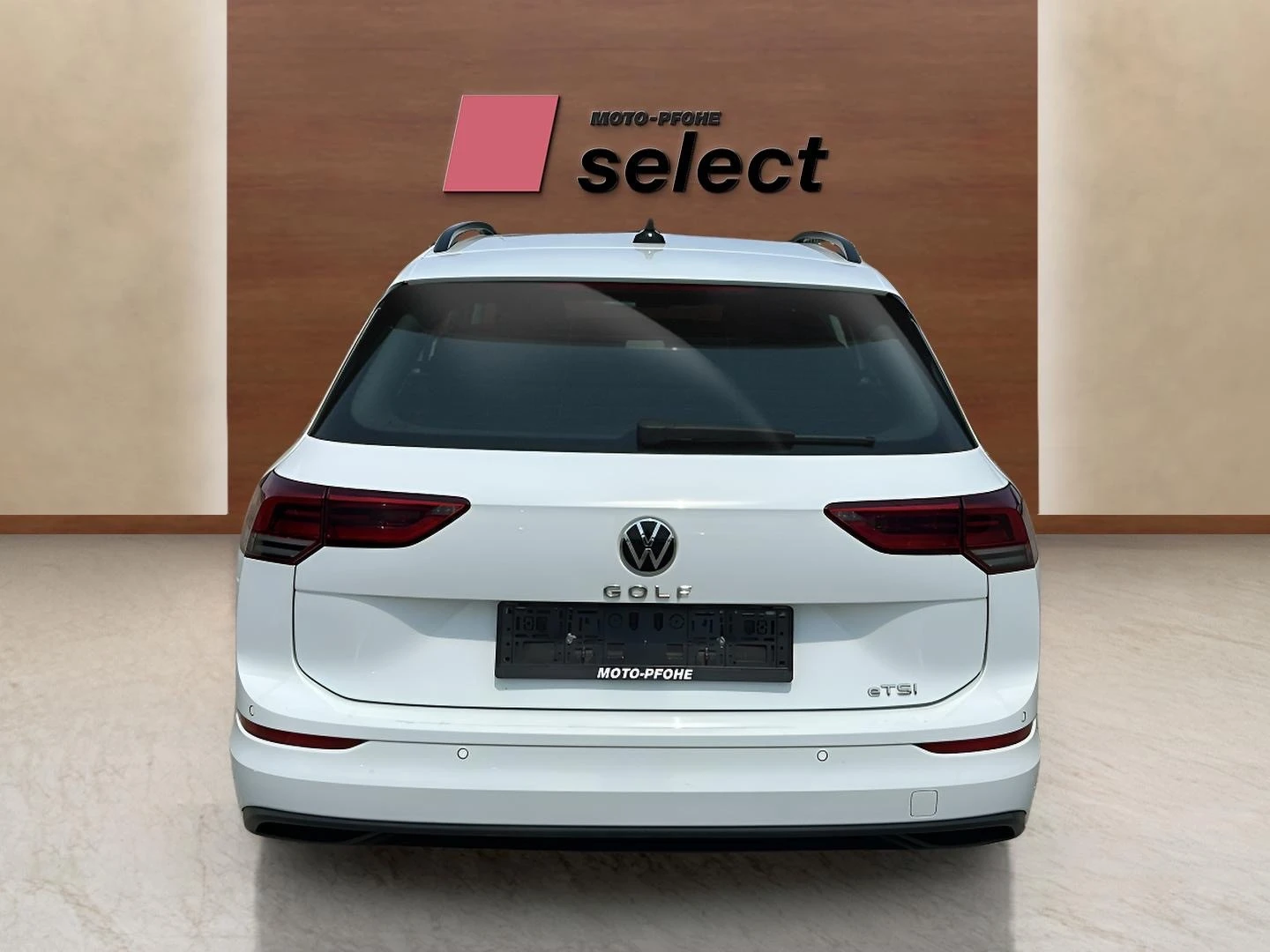 VW Golf 1.5 eTSI - изображение 8